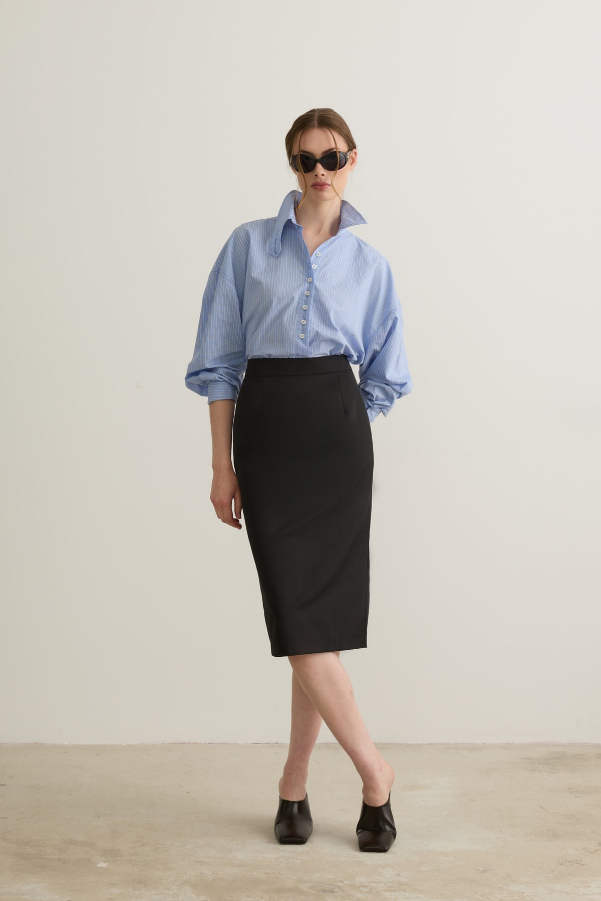 Lucia Peplum Eklenebilir Siyah Kalem Midi