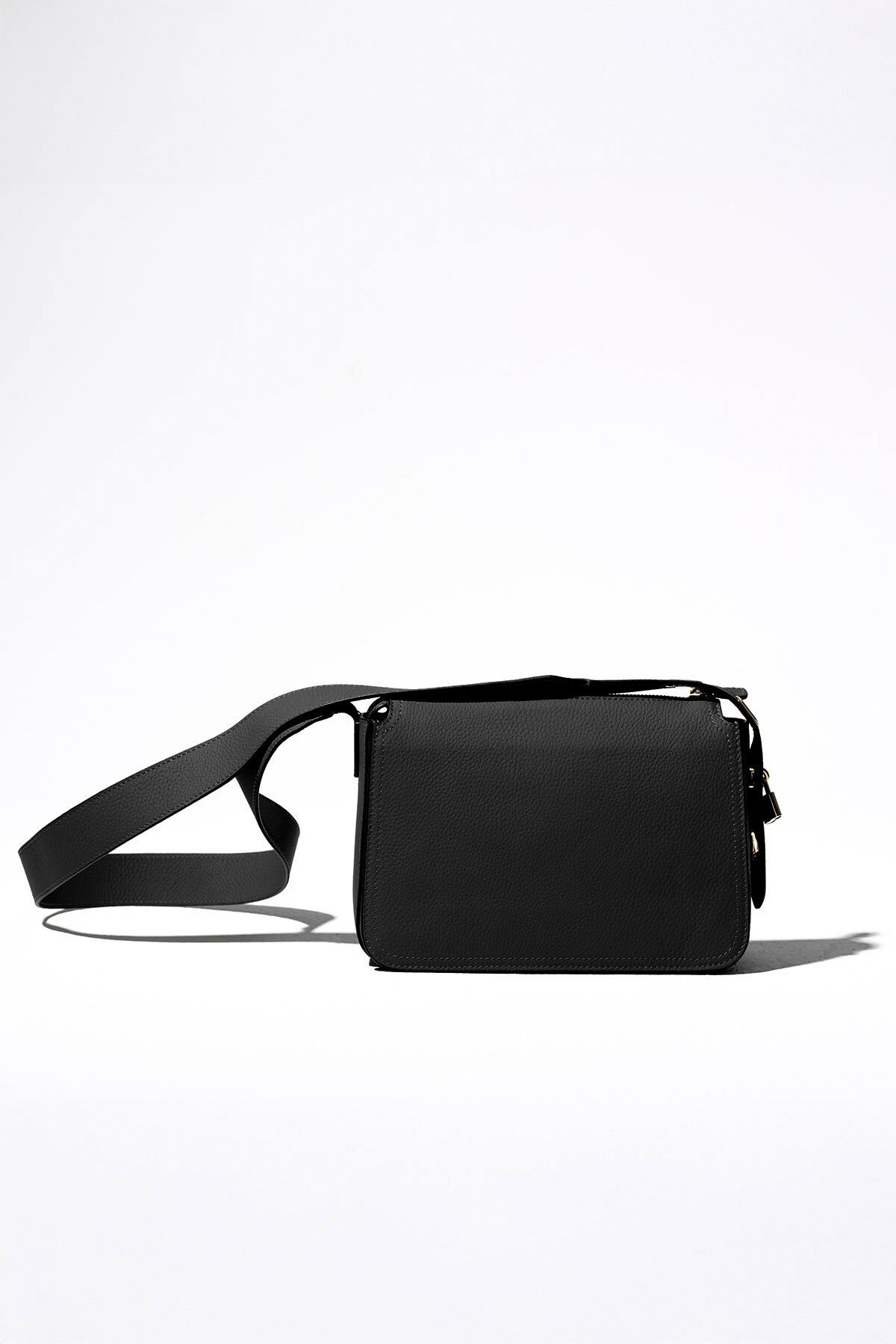 Günlük Kullanım Deri Siyah Çanta