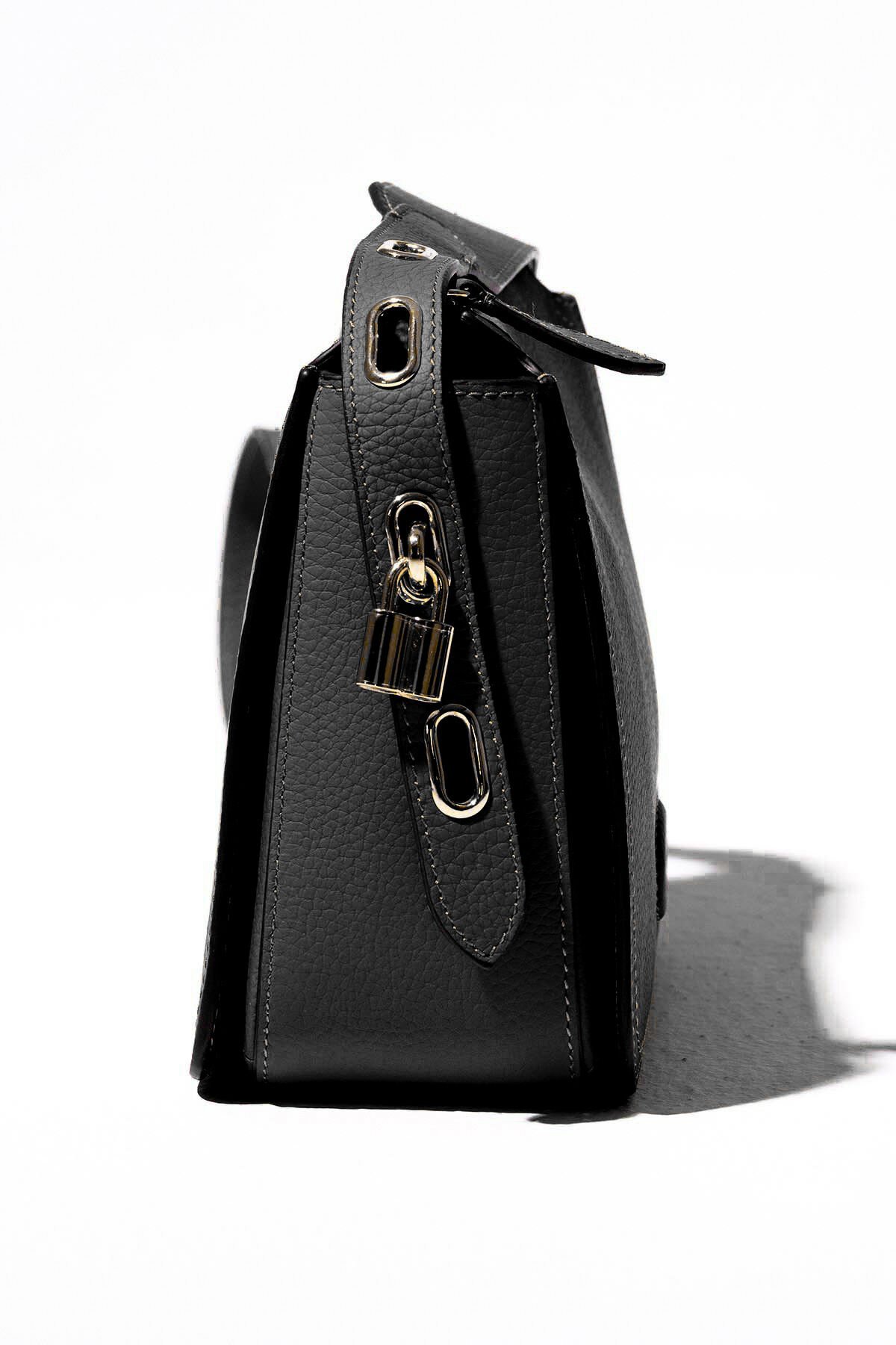 Günlük Kullanım Deri Siyah Çanta