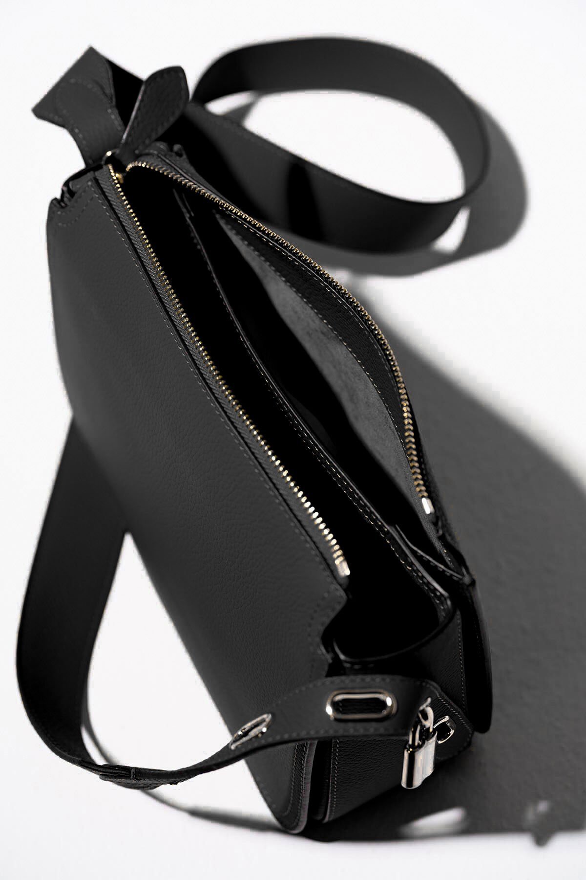 Günlük Kullanım Deri Siyah Çanta