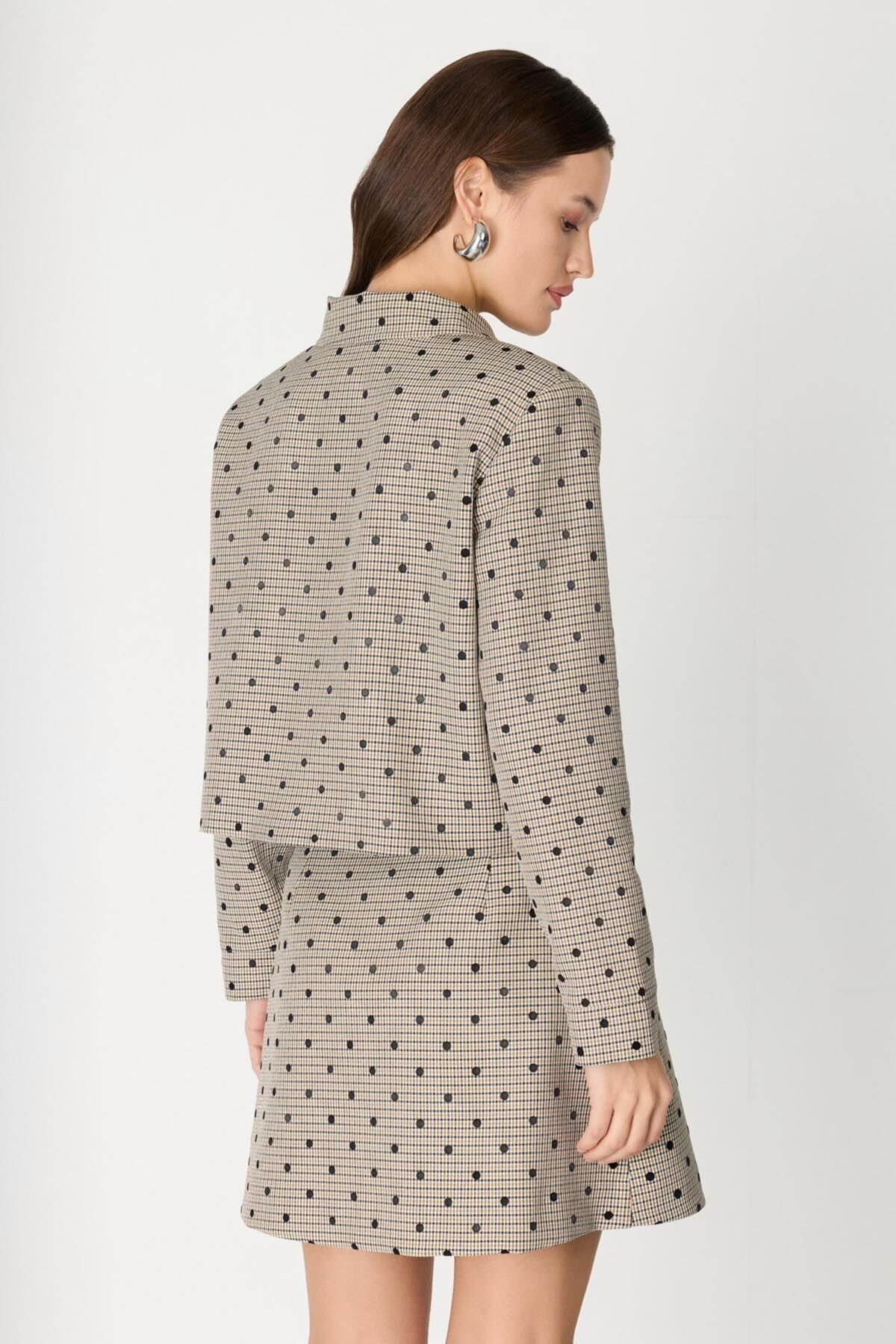 Desenli Cep Detaylı Crop Ceket