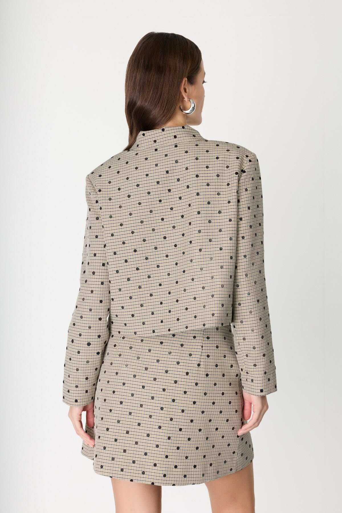 Desenli Cep Detaylı Crop Ceket