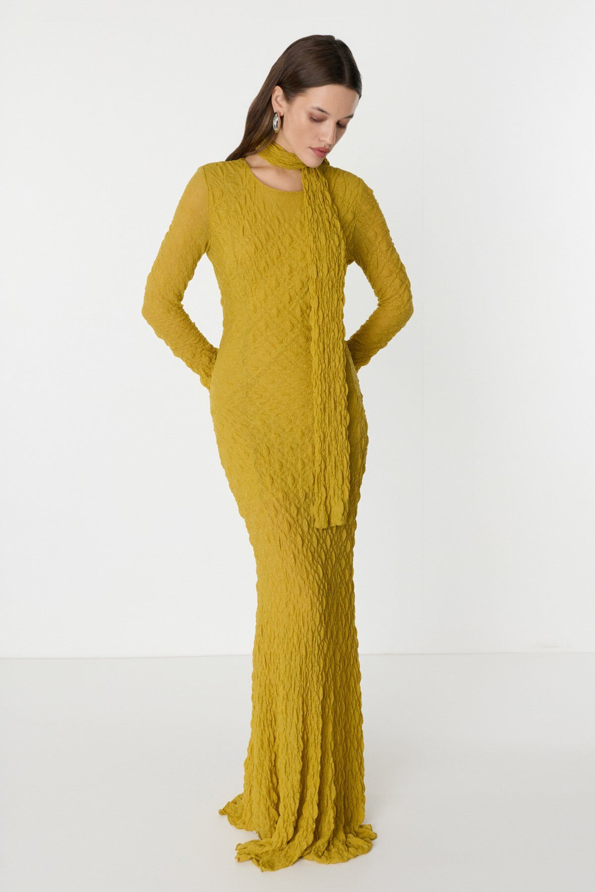 Bürümcüklü Sarı Uzun Elbise