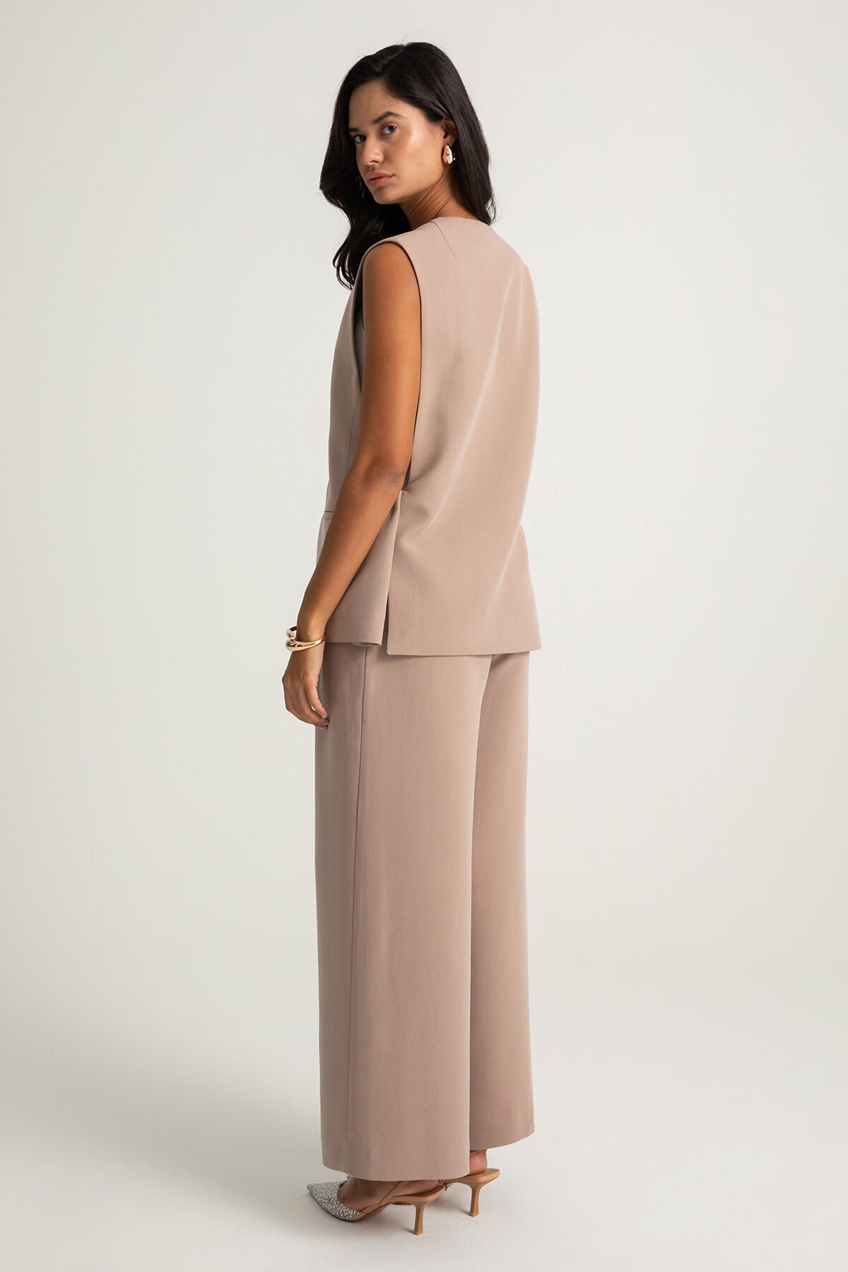 Geniş Paça Pileli Pantolon