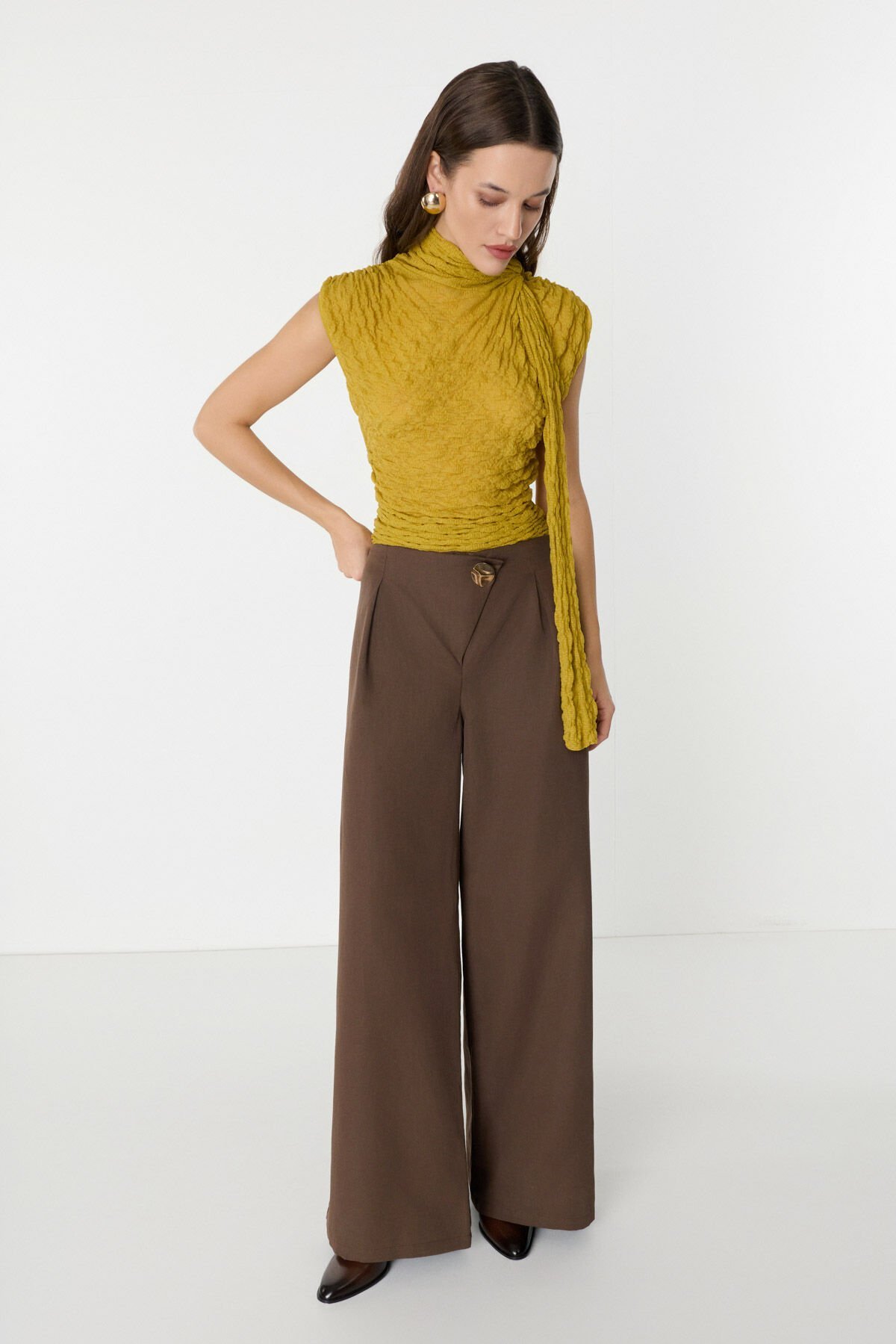 Düğme Detaylı Geniş Paça Kahverengi Pantolon