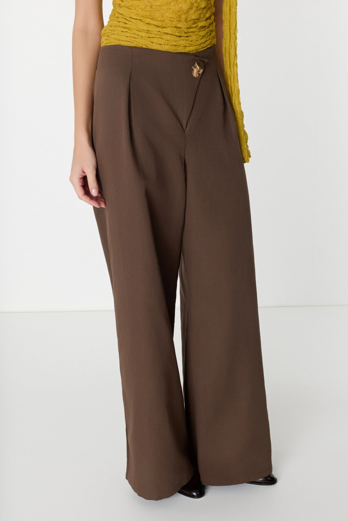 Düğme Detaylı Geniş Paça Kahverengi Pantolon