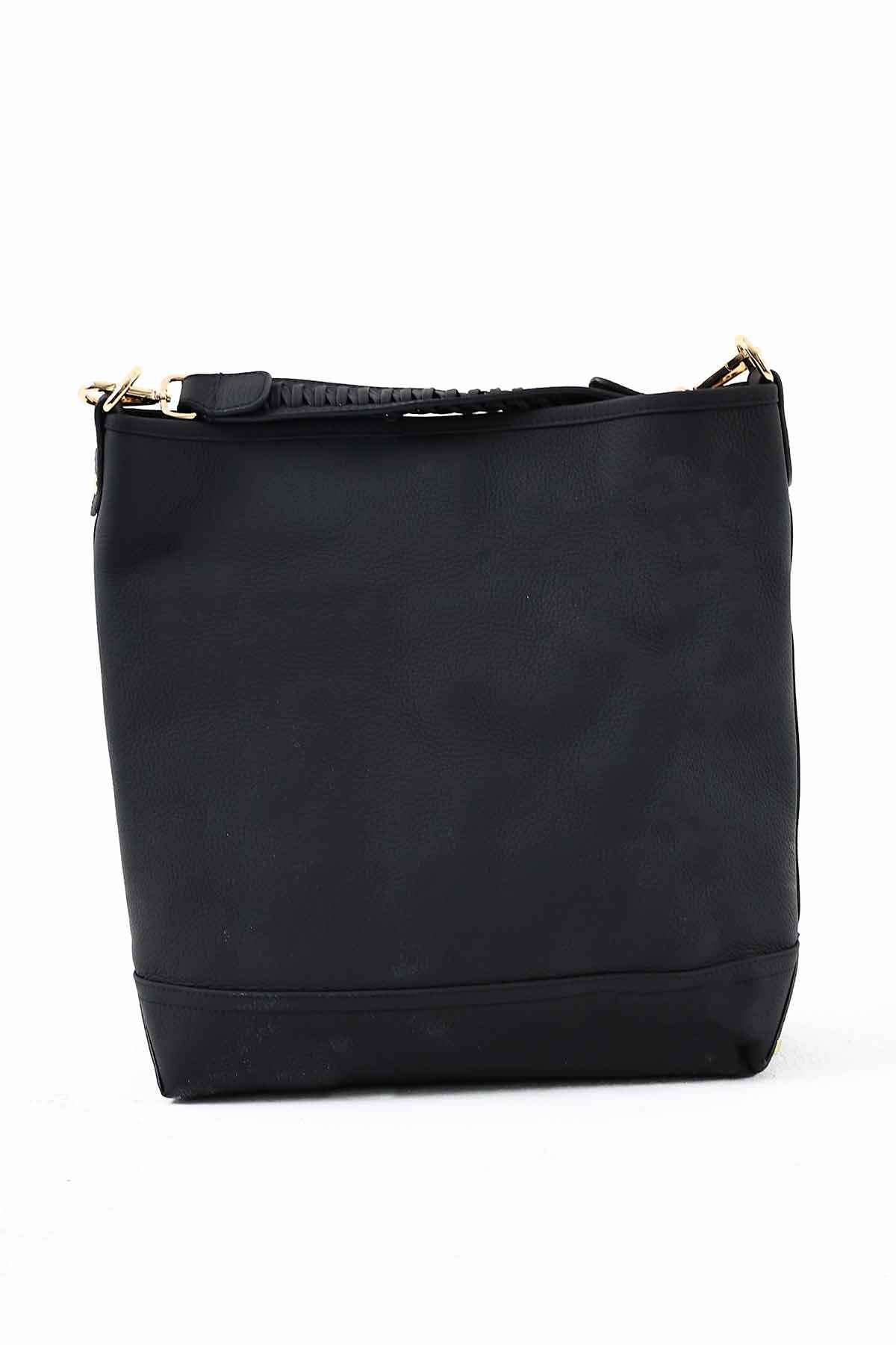 Metal Detaylı Siyah Business Çanta