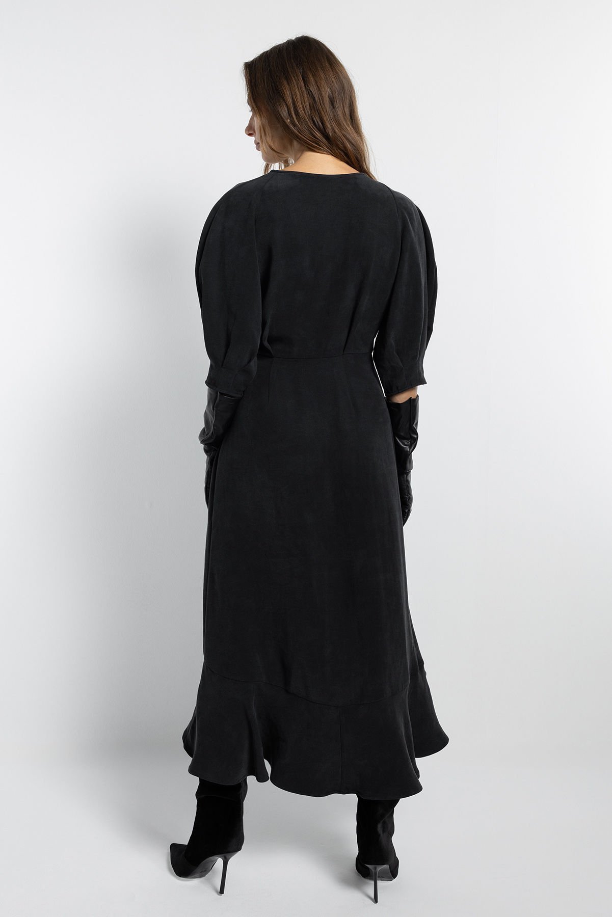 Kruvaze Yaka Detaylı Siyah Elbise