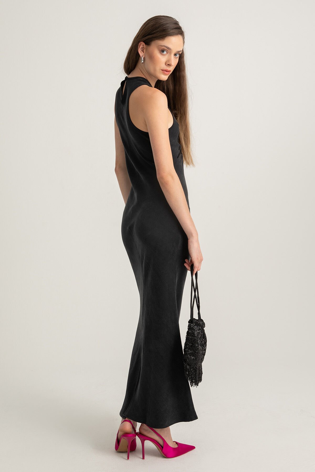 Ebru Lale İşlemeli Elbise