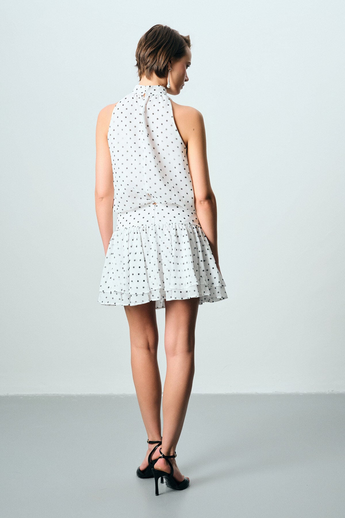 Puantiyeli Halter Yaka Mini Elbise