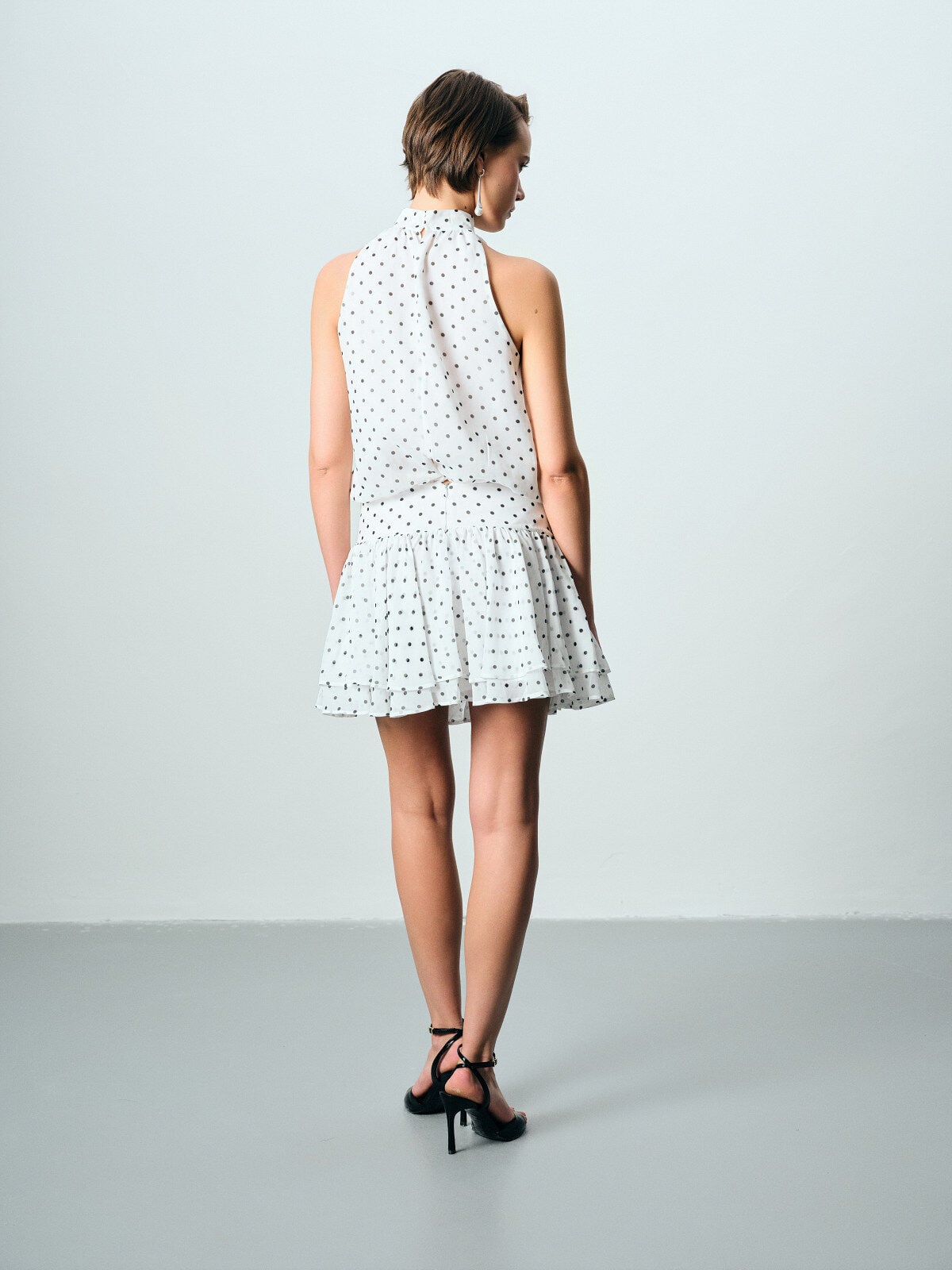 Puantiyeli Halter Yaka Mini Elbise
