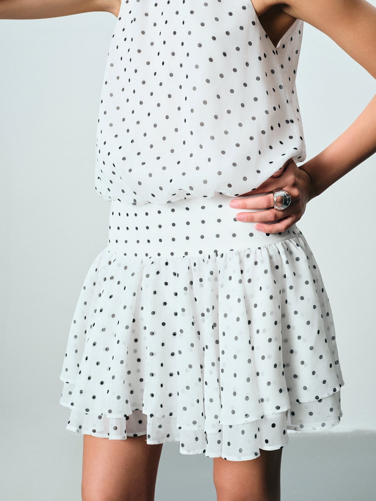 Puantiyeli Halter Yaka Mini Elbise