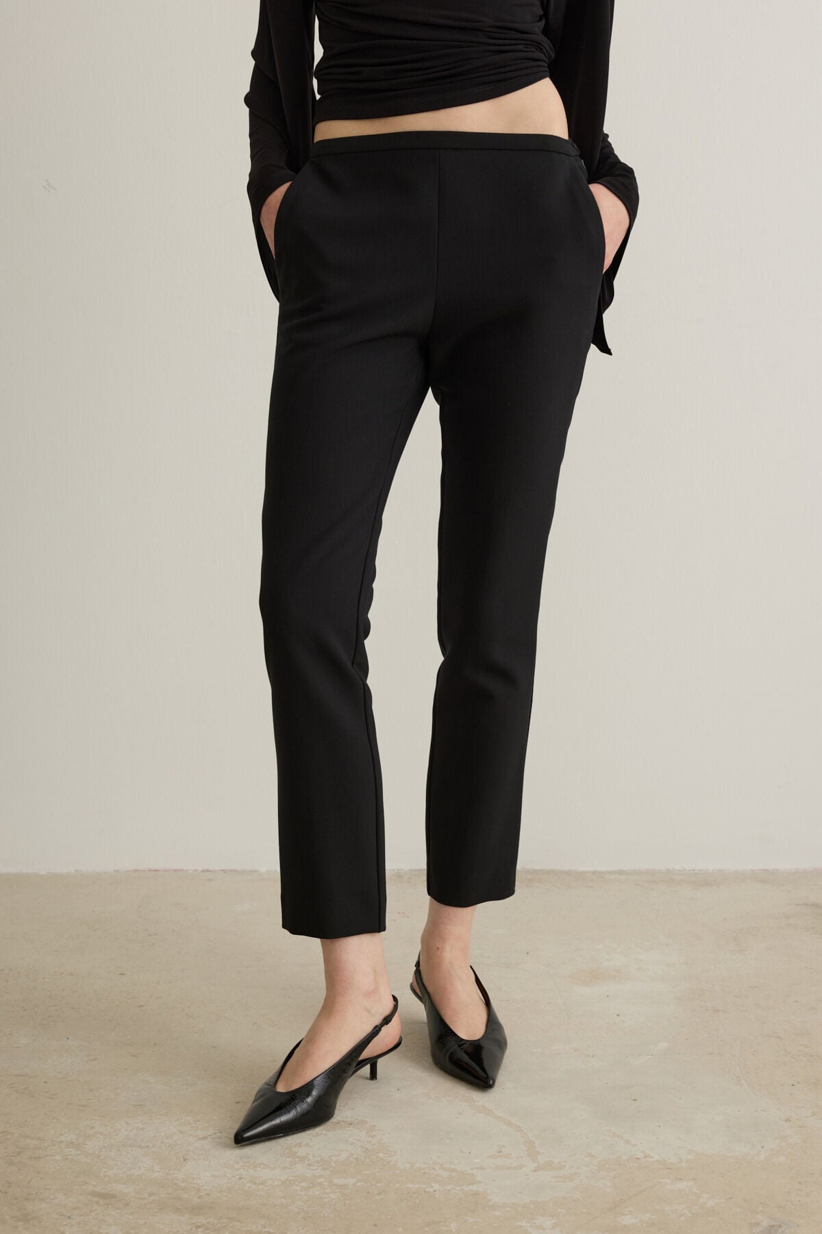 Paula Slim Fit Siyah Sigaret Pantolon