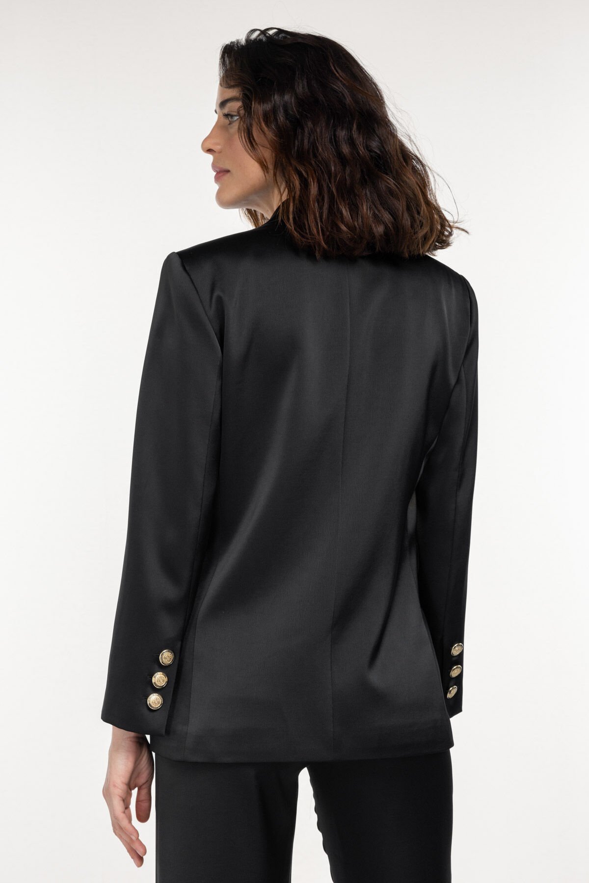 Gold Düğme Detaylı Saten Blazer Ceket