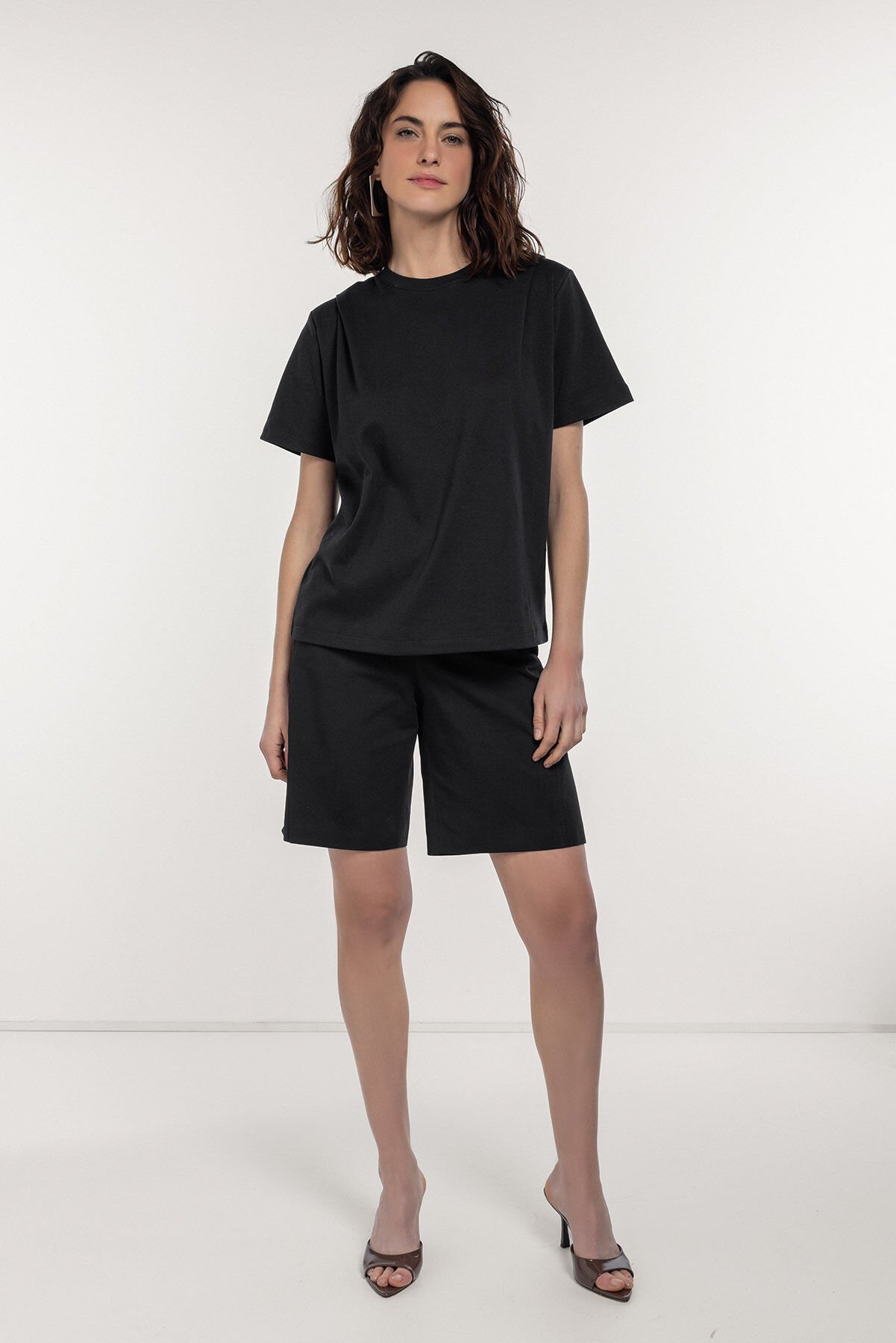 Pamuklu Siyah Basic Tişört