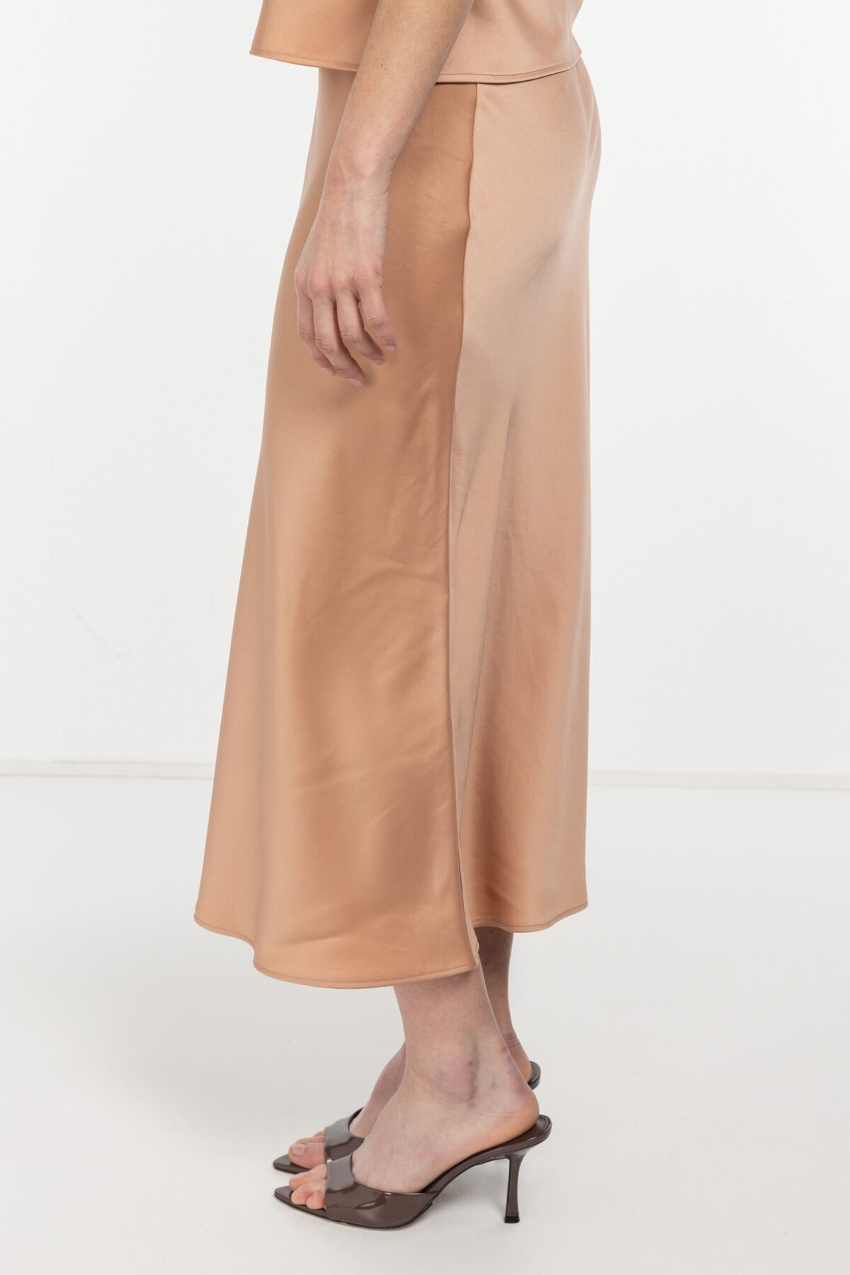 Belden Lastikli Volanlı Moka Midi Etek