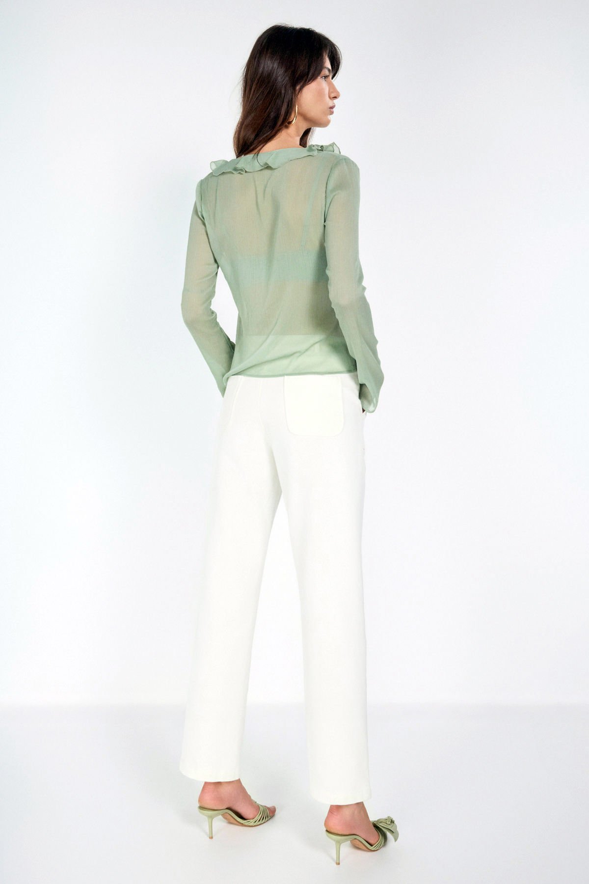 Fırfır Detaylı Yeşil Şifon Bluz