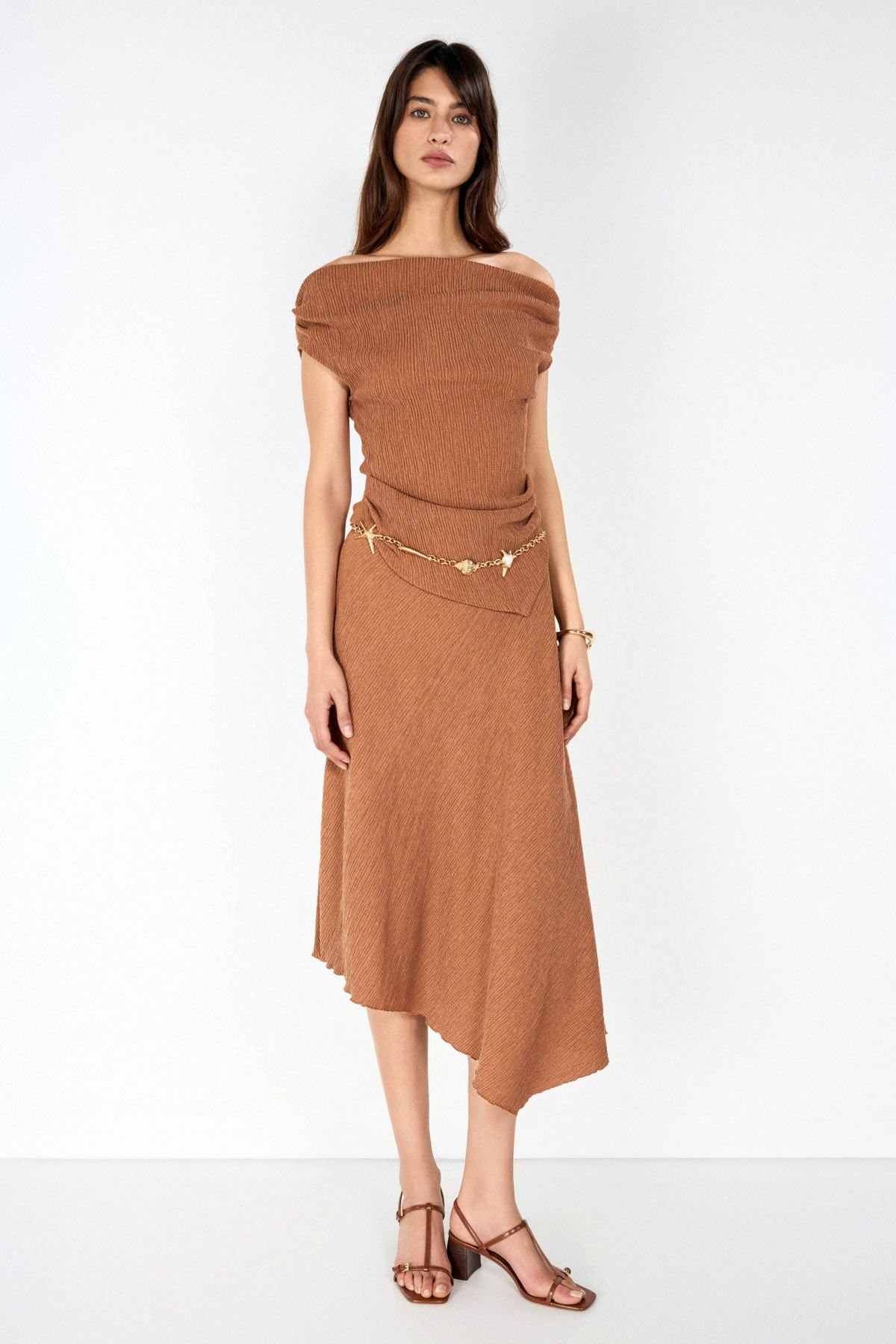 Kayık Yaka Tarçın Top