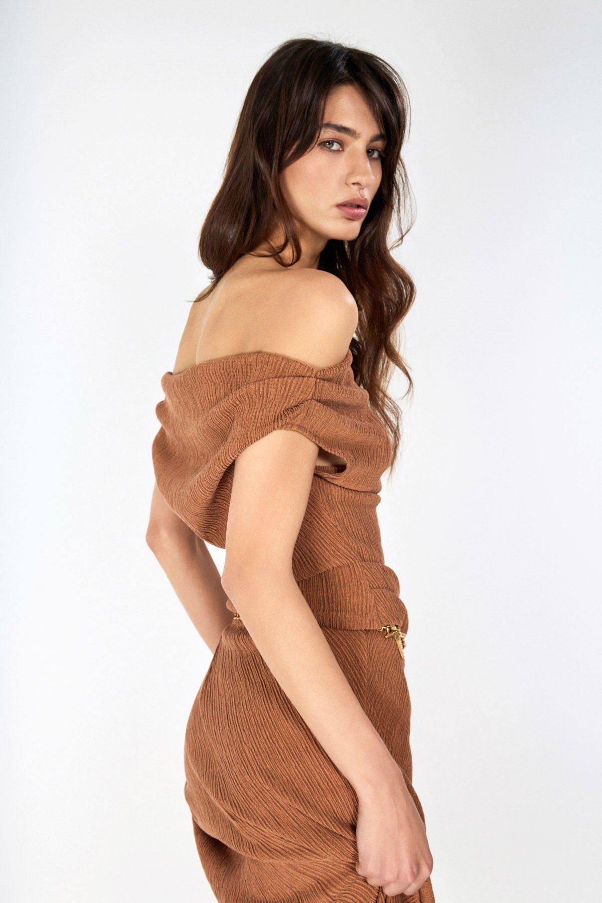 Kayık Yaka Tarçın Top