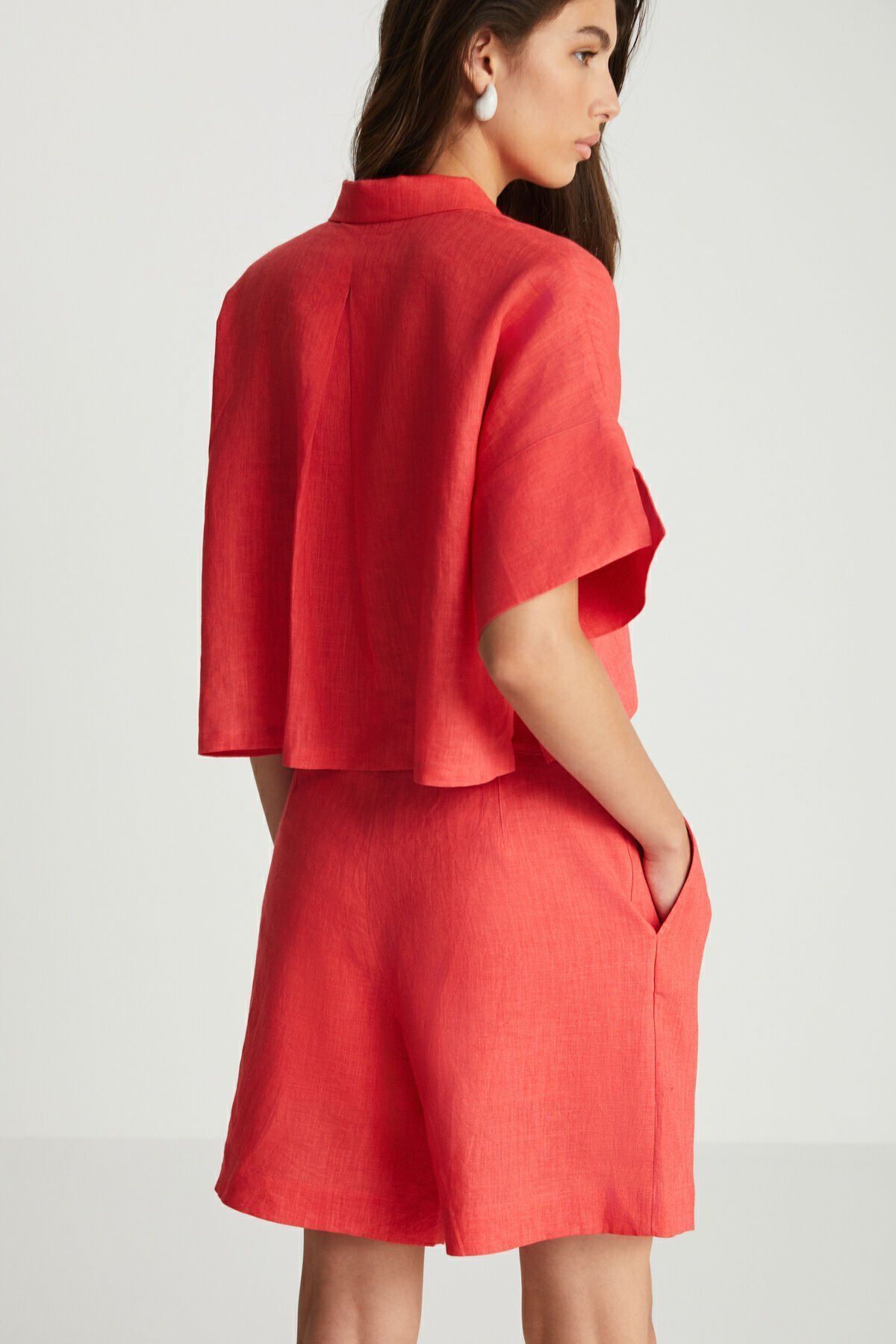 Cep Detaylı Kırmızı Keten Gömlek