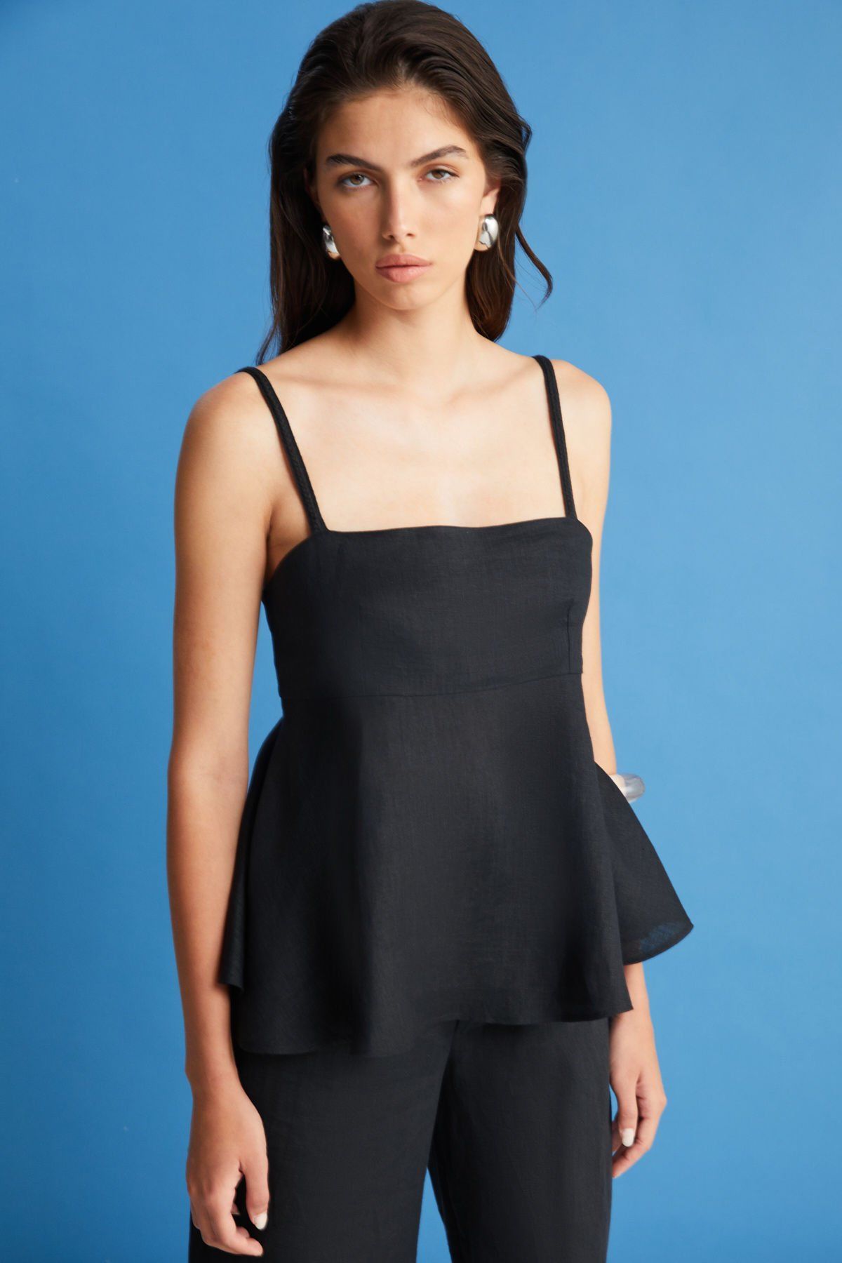 Askılı Siyah Keten Bluz