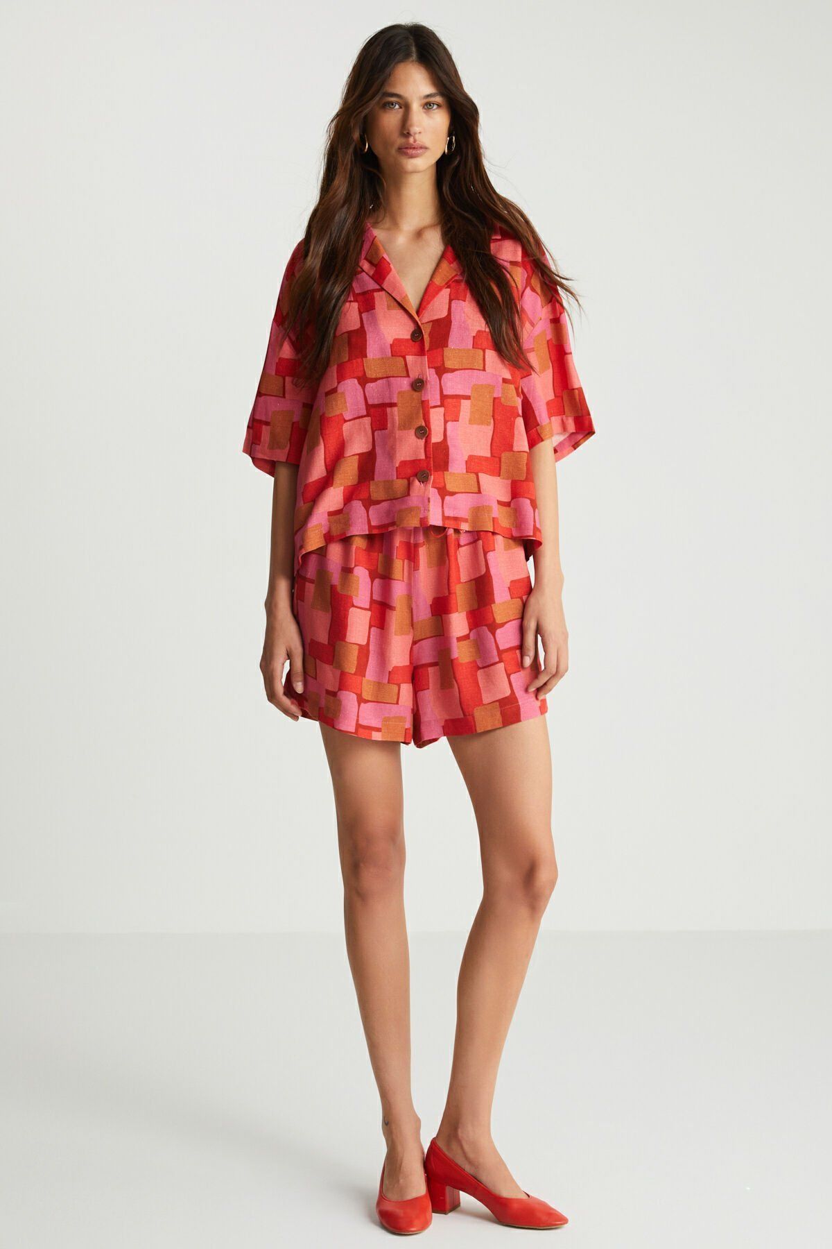 Geometrik Desenli Gömlek