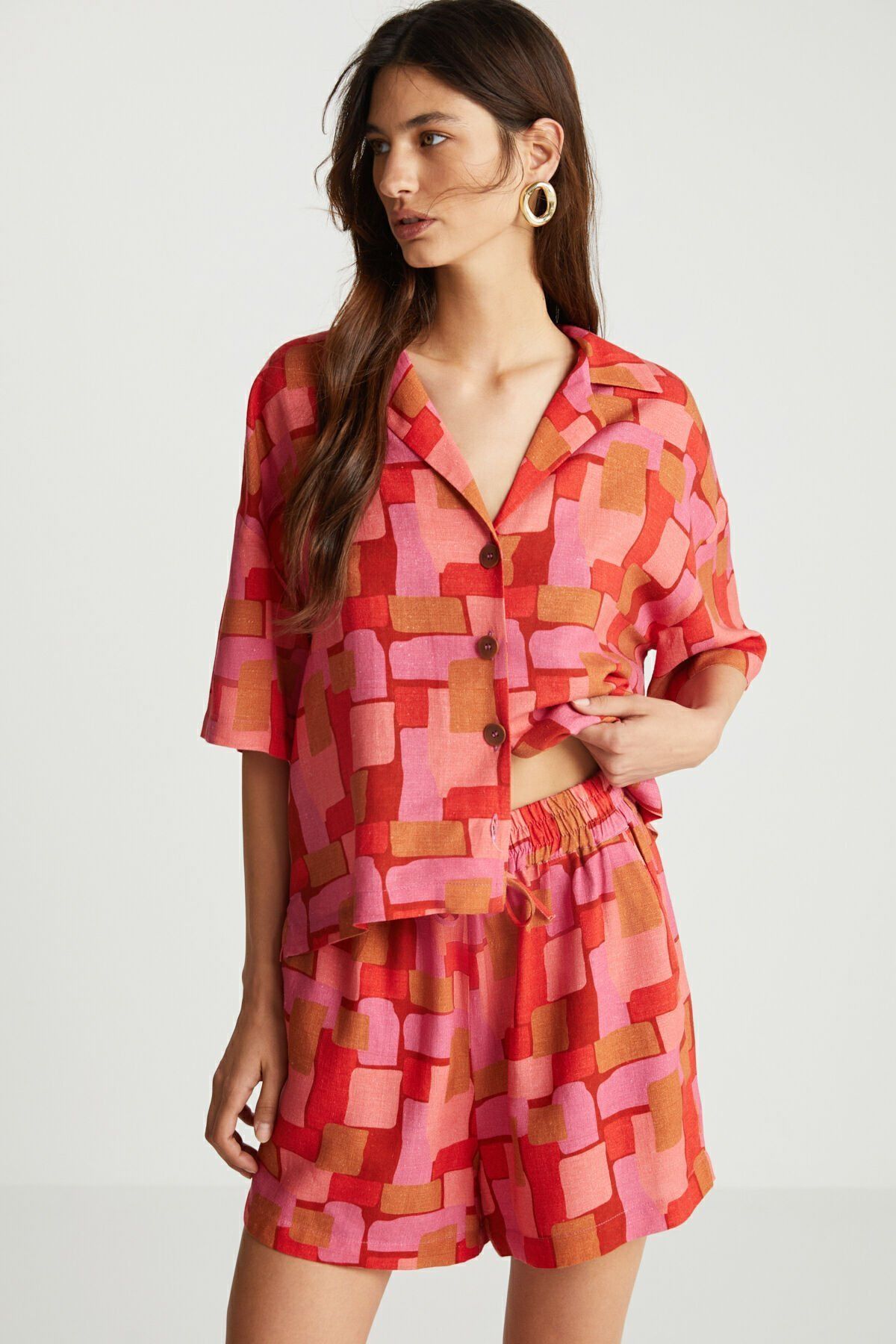 Geometrik Desenli Gömlek