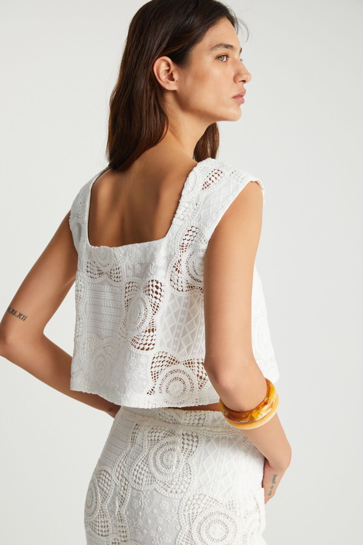 Brode Kumaş Askılı Bluz