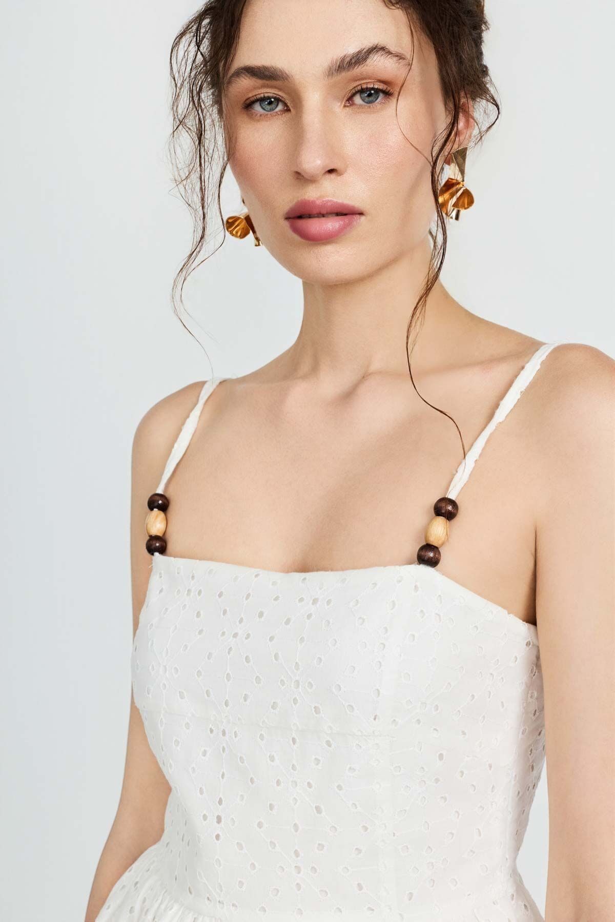 Boncuk Detaylı Brode Mini Elbise