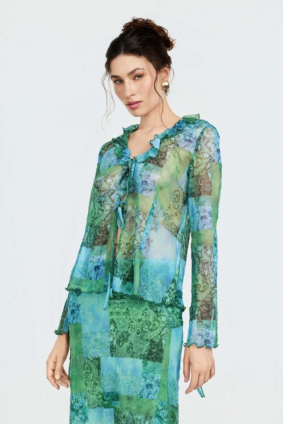 Desenli Bağ Detaylı Tül Top