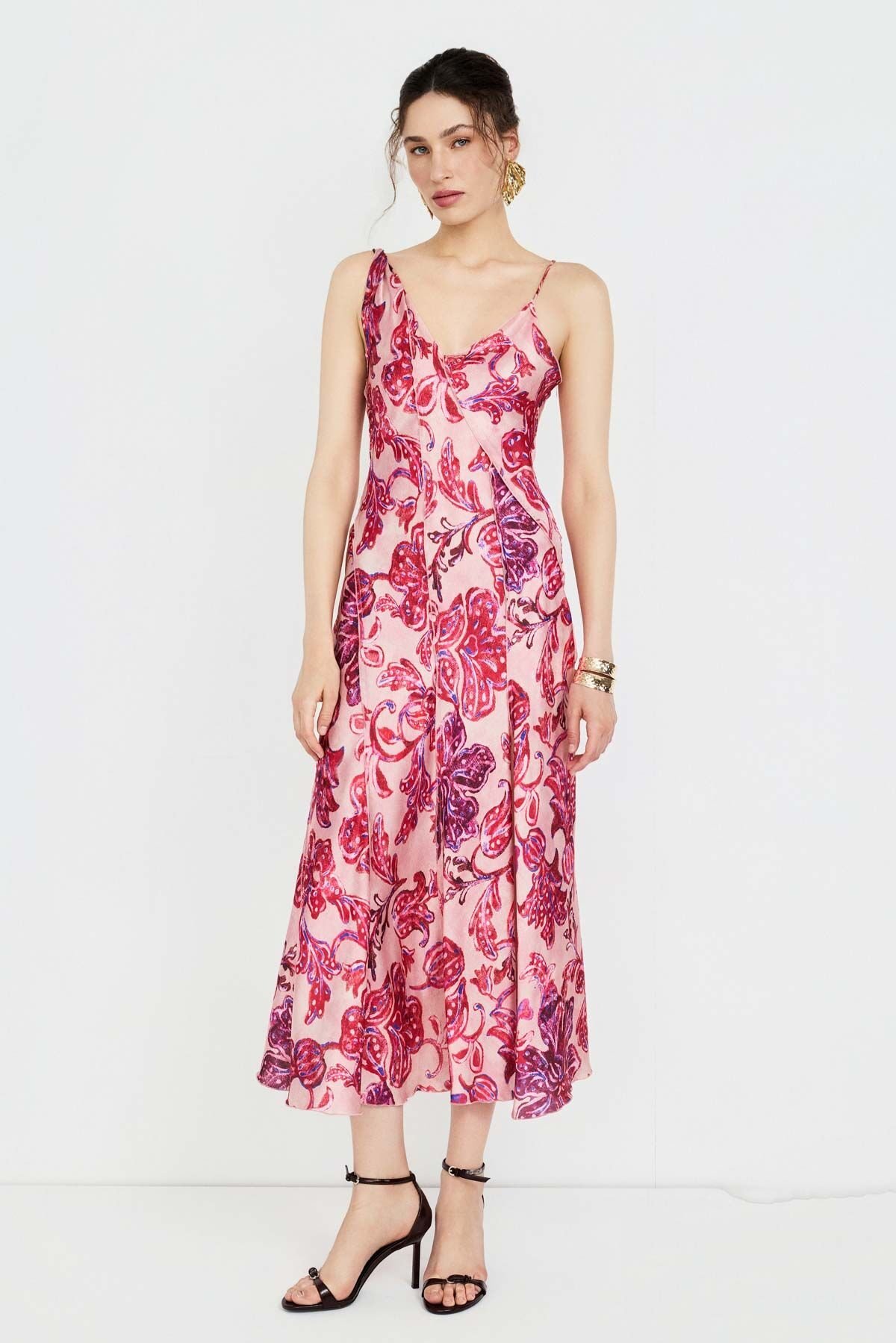 Fırfır Detaylı Desenli Şifon Elbise