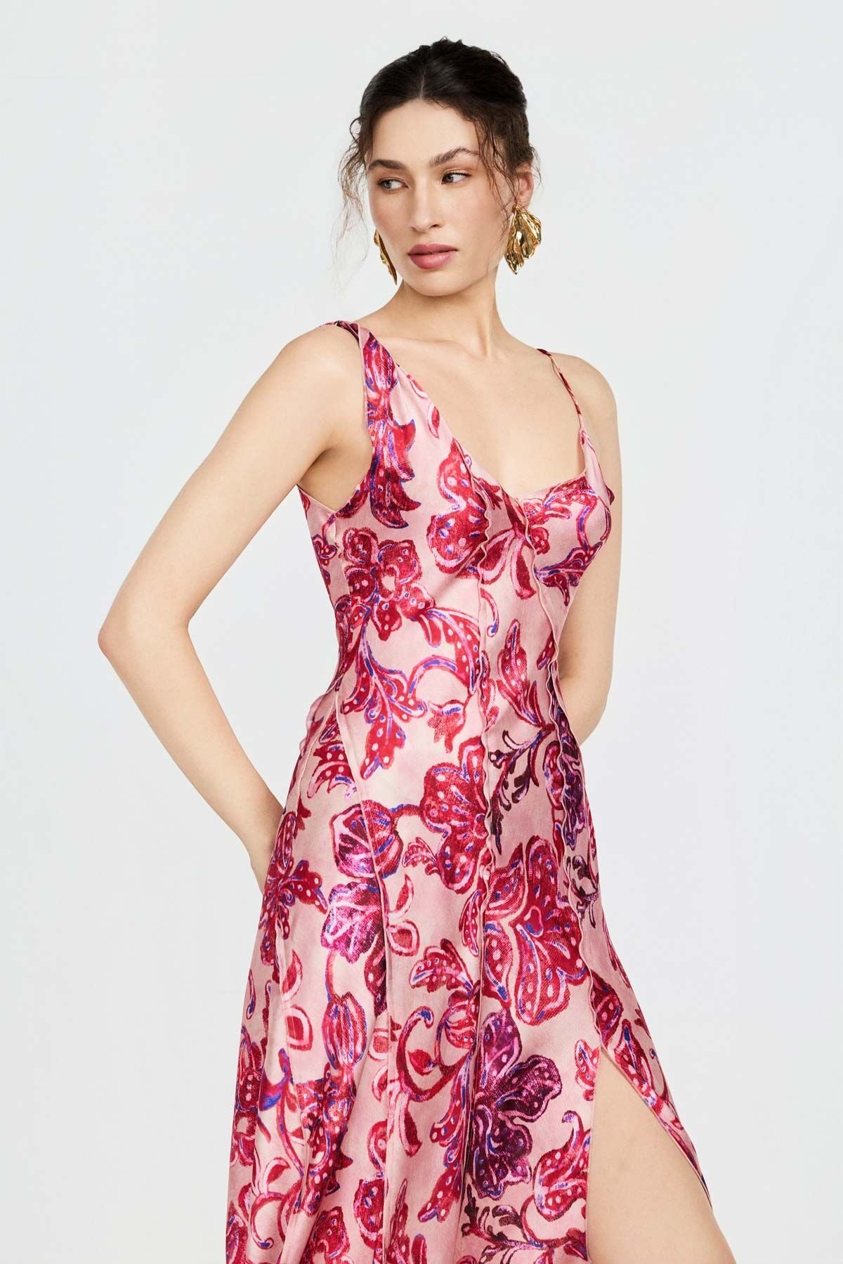 Fırfır Detaylı Desenli Şifon Elbise