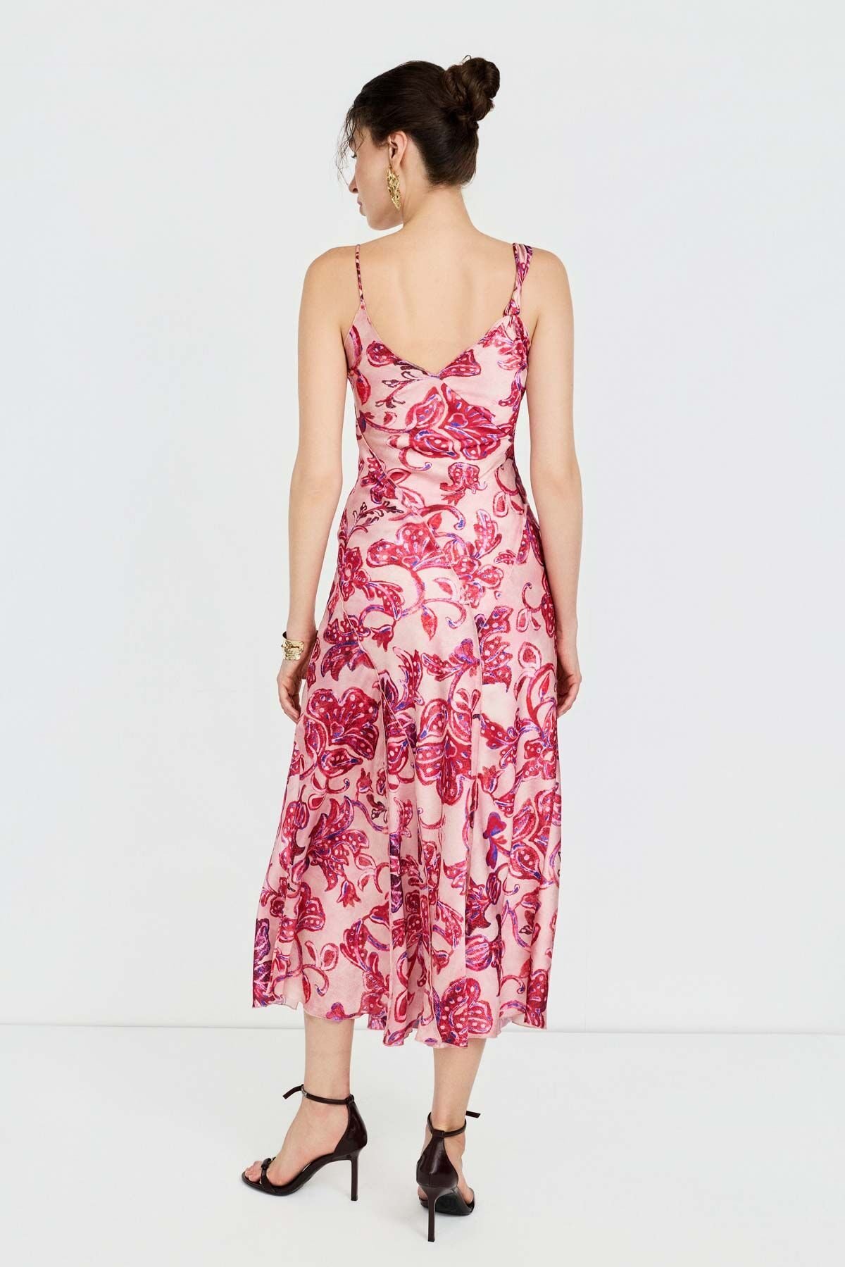 Fırfır Detaylı Desenli Şifon Elbise